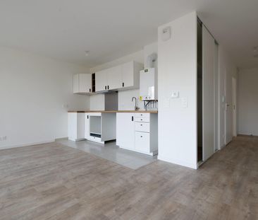 location Appartement T2 DE 50.55m² À CORBEIL ESSONNES - Photo 3