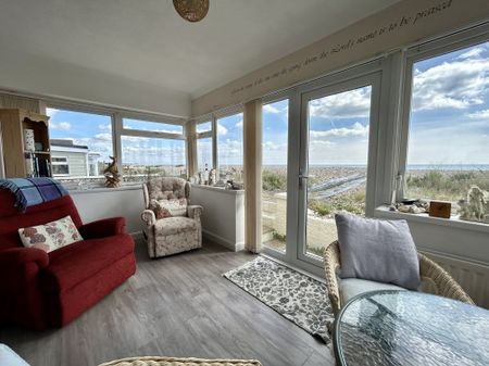 East Front Road, Bognor Regis - Photo 2