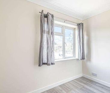 Bicester, Oxfordshire, OX26 - Photo 4