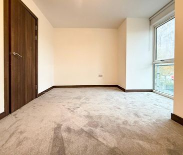 4 bedroom end of terrace house to rent - Photo 3