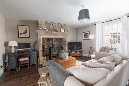 3 bedroom village house to rent - Photo 2