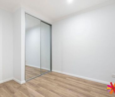 MODERN 2 BEDROOM AND 2 BATHROOM UNIT IN GREAT LOCATION - Photo 3