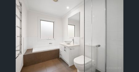 Modern Comfort and Convenience in the Heart of Blackburn - Photo 4