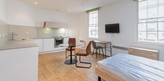 Studio to rent - Photo 2