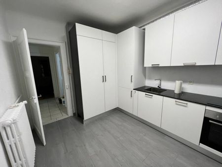 4.5pce spacious renovated in historic building - Foto 4