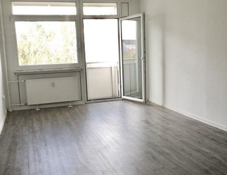 Im Januar anmieten und Grundmiete sparen - Schöne 2-Zimmer-Wohnung mit Balkon! - Photo 1