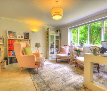 Webb Road, Witley, Surrey, GU8 - Photo 1