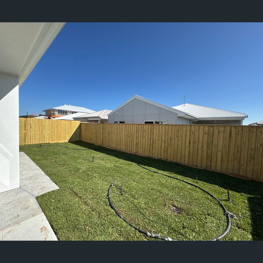 7 River St, Banya, Qld 4551 - Photo 1