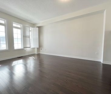 For Lease - 936 Castlemore Avenue, Markham, Ontario - Photo 2