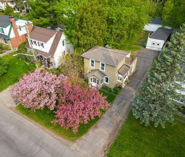 À louer / Maison à étages - Photo 1