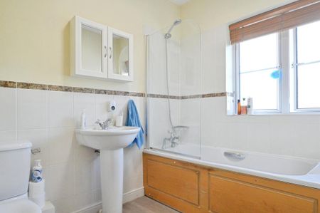 3 bedroom townhouse to rent - Photo 3