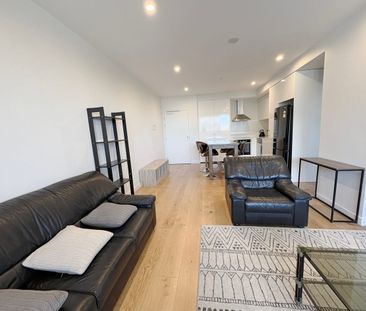 Stunning city apartment with easy lifestyle - Photo 2