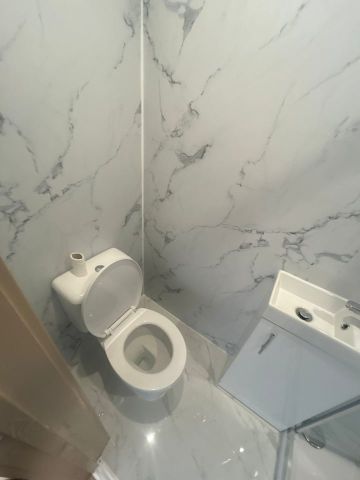 Studio Flat, Streatham High Road, SW16 - Photo 4