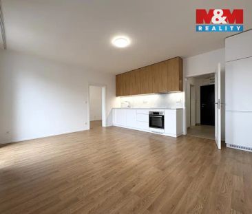 Pronájem bytu 2+kk, 49 m - Fotografie 1
