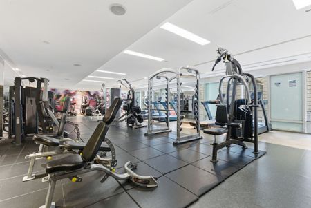 For Lease - 8 The Esplanade Street Unit# 5210, Toronto, Ontario - Photo 3