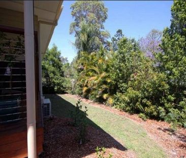 Charming Family Home in Cooroy - Photo 2