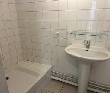 Location Appartement 2 pièces 33m² - Photo 3