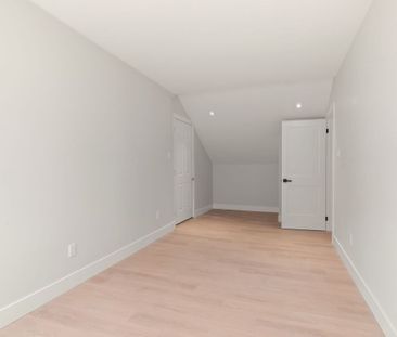 For Lease - 124 Colborne Street Unit# Upper Unit, Kawartha Lakes, O... - Photo 2