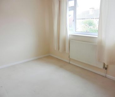 Lyndon Avenue, Garforth, Leeds - Photo 1