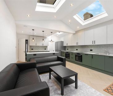 5 bedroom terraced house to rent - Photo 1