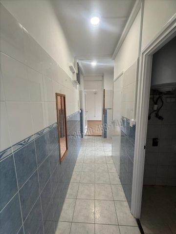 Kiadó átlagos állapotú lakás - Vác - Fotó 5