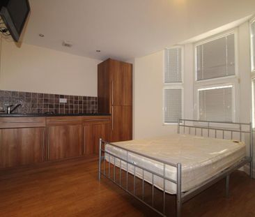 Studio to rent - Photo 4