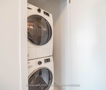 For Lease - 38 Honeycrisp Crescent Unit# 2003, Vaughan, Ontario - Photo 6