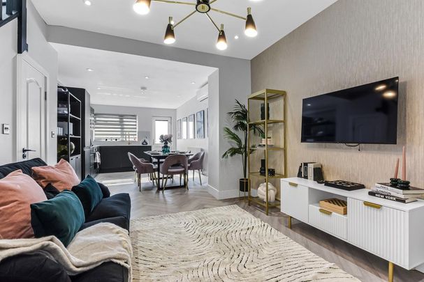 4 bedroom house to rent - Photo 1