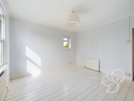 2 bedroom end of terrace house to rent - Photo 5