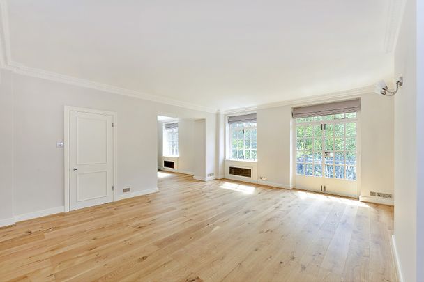 Cheyne Walk, Chelsea, London, SW3 - Photo 1