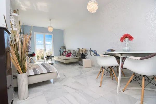 Alquiler de ático en Calle Maestro García Álvarez s/n - Photo 1