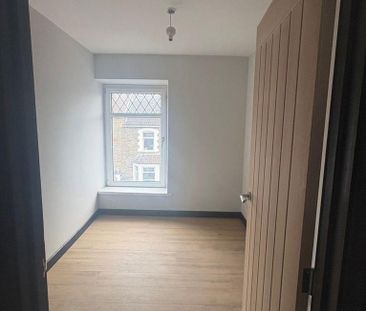 3 bedroom house to rent - Photo 3