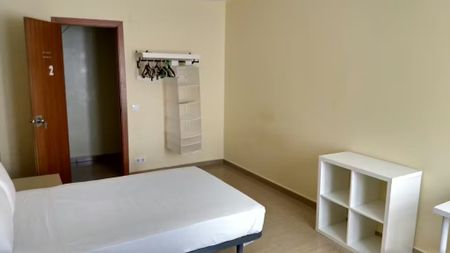 Carrer de Ferran, Barcelona, Catalonia 08002 - Foto 2