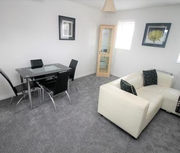 2 bedroom apartment to rent - Photo 2