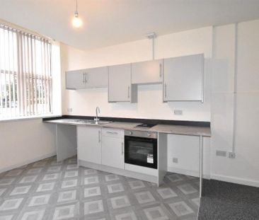 2 bedroom flat to rent - Photo 6
