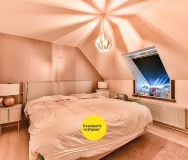 Zeer ruim duplex appartement met 3 slaapkamers in het centrum van G... - Photo 4