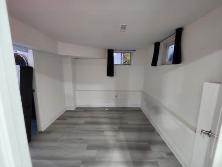 For Lease - 40 Corby Crescent Unit# BSMT, Brampton, Ontario - Photo 2