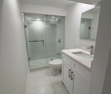 Detached Home For Lease | W9246043 - Photo 1