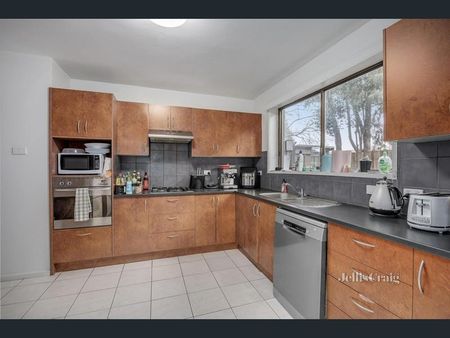 4/19 Alma Street, Malvern East - Photo 2