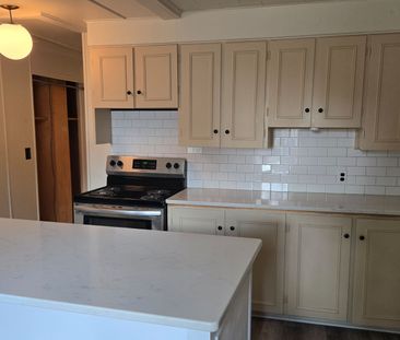 For Lease - 22 Mccoll Street Unit# B, Quinte West, Ontario - Photo 5