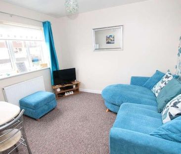 Foreminster Court, Warminster, BA12 - Photo 2