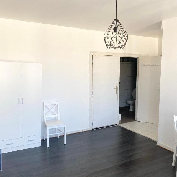 Location Appartement 1 pièce 25m² NIORT 79000 - Photo 1