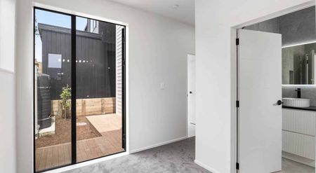 Brand New 4-Bedroom Standalone Home in Mangere - Photo 5