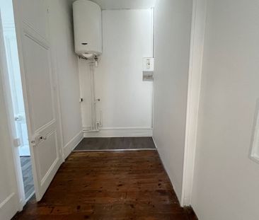 Location Appartement 2 pièces 62m² - Photo 4