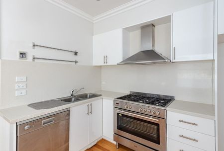 55 Moss Street, Fitzroy North VIC 3068 - Photo 2