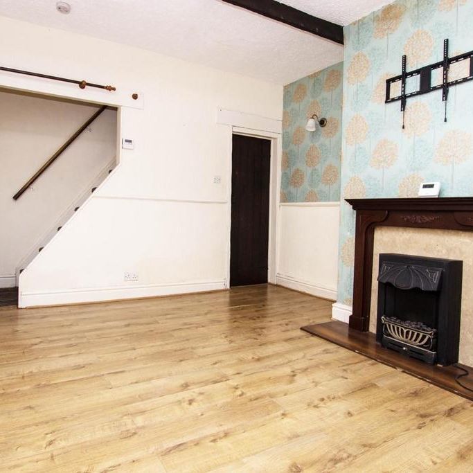 2 bedroom terraced house to rent - Photo 1