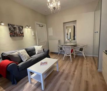 Appartement te huur - Photo 1