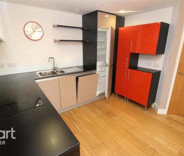 2 bedroom apartment to rent - Photo 6