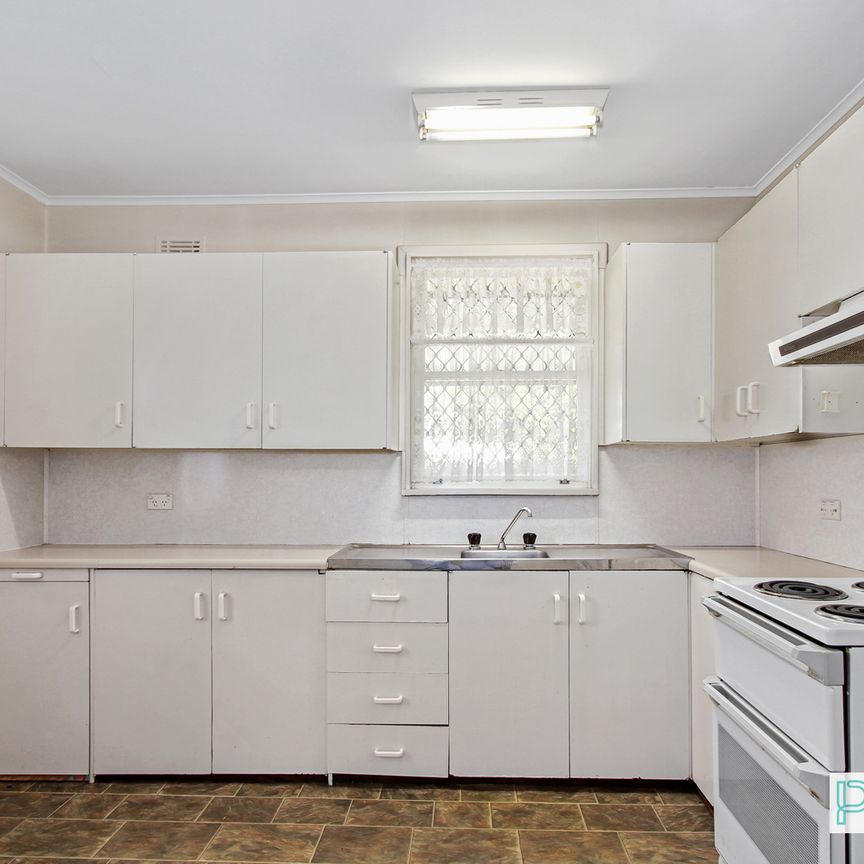 129 Petra Avenue, TAMWORTH NSW 2340 - Photo 1
