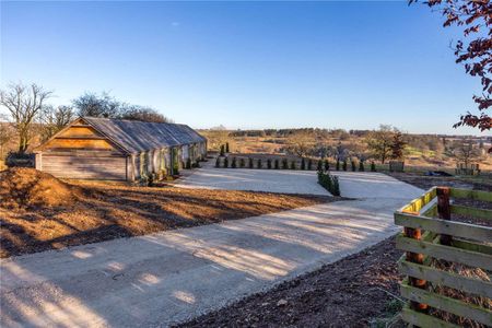 Newly Converted Barn Overlooking Rendcomb College. - Photo 5